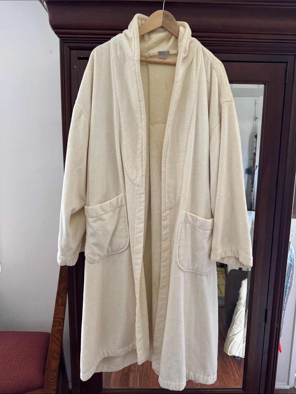 Men’s heavy 100 percent cotton robe